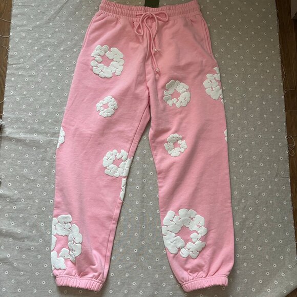 Denim Tears The Cotton Wreath Sweatpants Pink Large